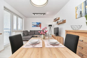 Exclusive Apartments Tęczowa with underground PARKING by Noclegi Renters